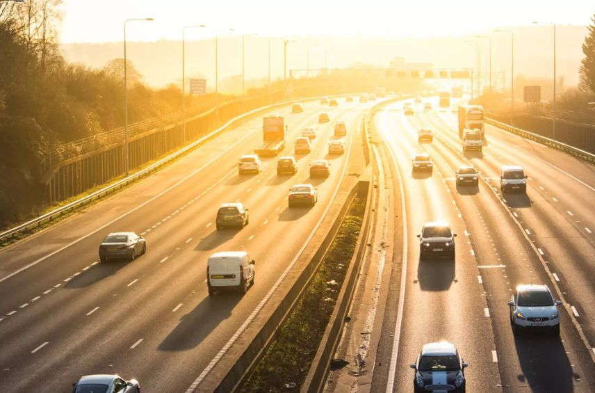 Cube Highways Trust (Cube InvIT) has raised ₹1,152 crore through AAA-rated non-convertible debentures (NCDs) across two tenors to refinance existing rupee loans.