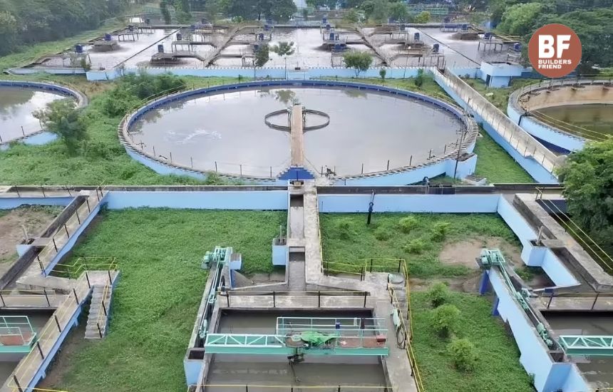 In a major step to reduce pollution in Nag River, Chief Minister Devendra Fadnavis and Union Minister Nitin Gadkari have directed the swift construction of two Sewage Treatment Plants (STPs) at VNIT and PDKV in Nagpur.