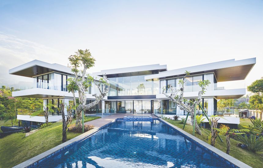 Welcoming Gate to Guests – IV Villa, Trawas