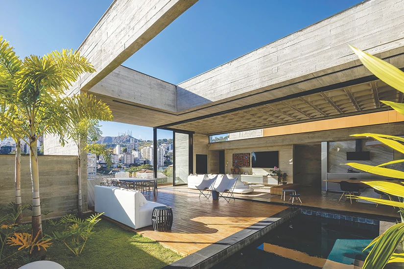 Concrete Horizon: A Home of Light, Landscape, and Intention