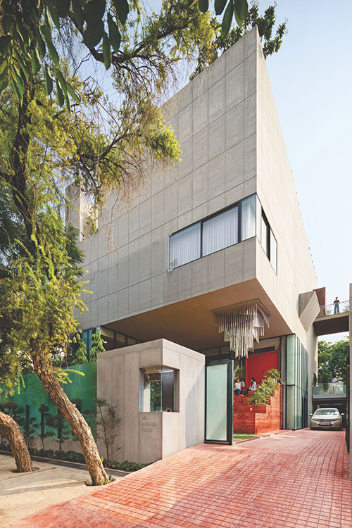 Hanging House (Ladhani House), Noida | Contemporary Cantilevered Residence by Studio Archohm