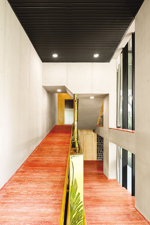 Hanging House (Ladhani House), Noida | Contemporary Cantilevered Residence by Studio Archohm