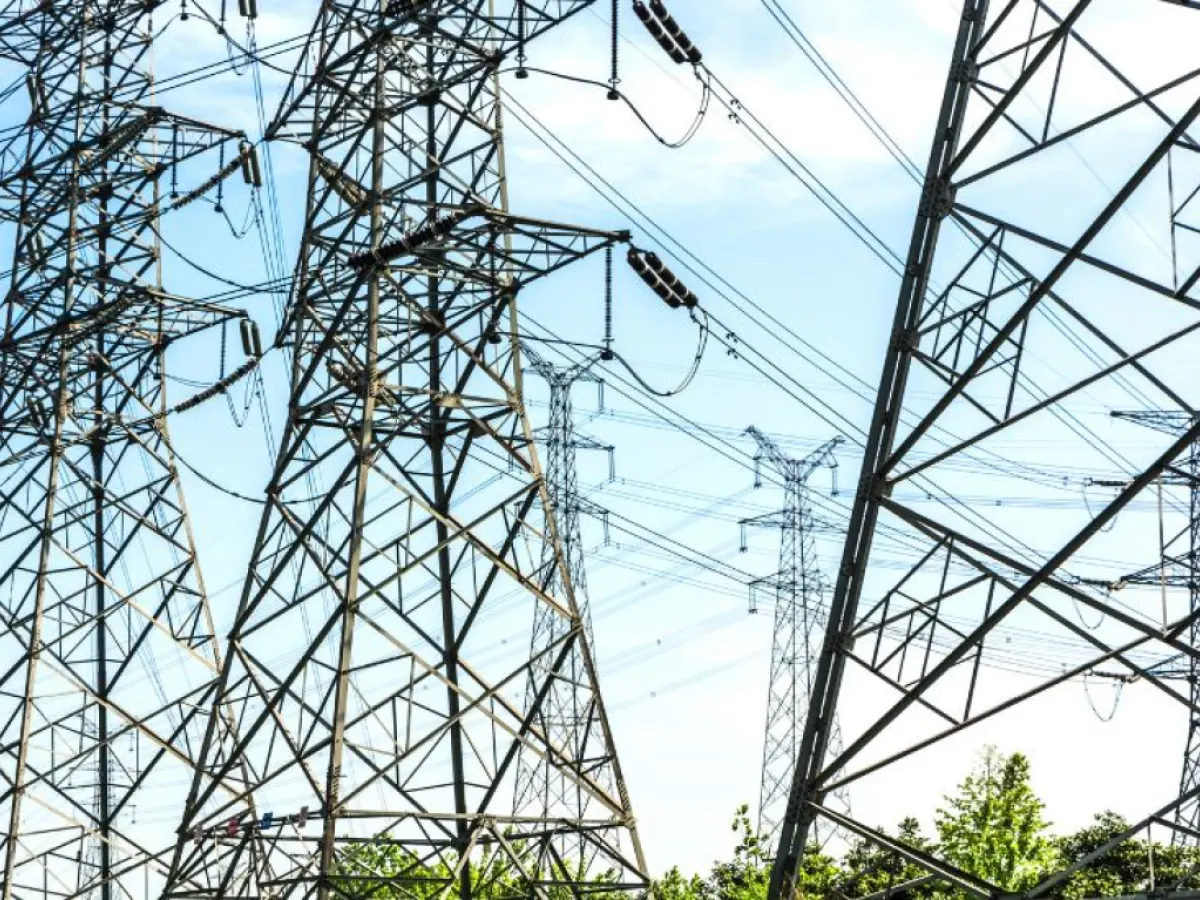 Move aims to remove conflicts of interest and streamline transmission capacity expansion.