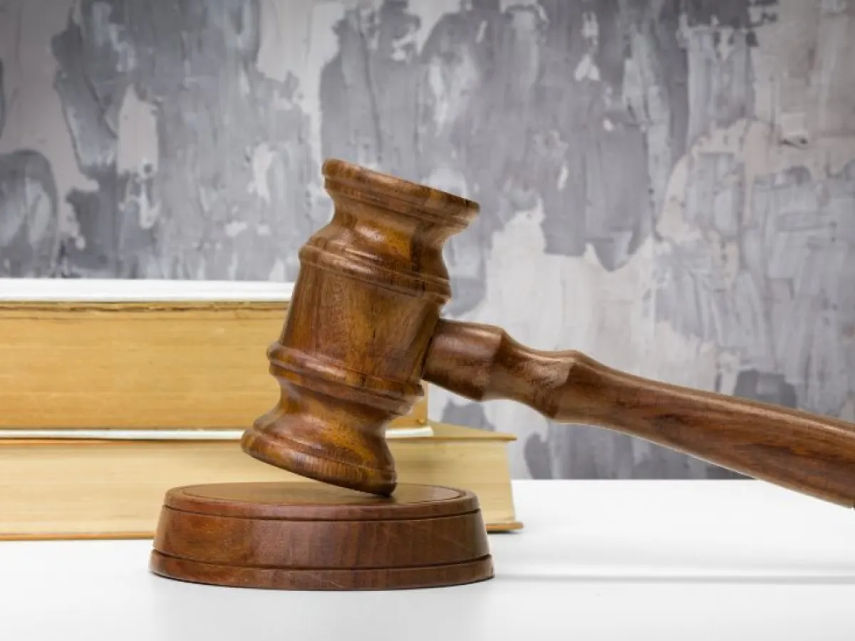 Interim relief granted to Rajeshwari Realty as appellate proceedings continue.