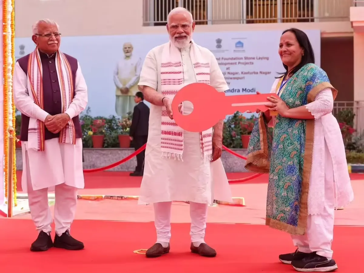 PM Modi Unveils ₹33,500 Crore Infrastructure Blitz for Delhi.