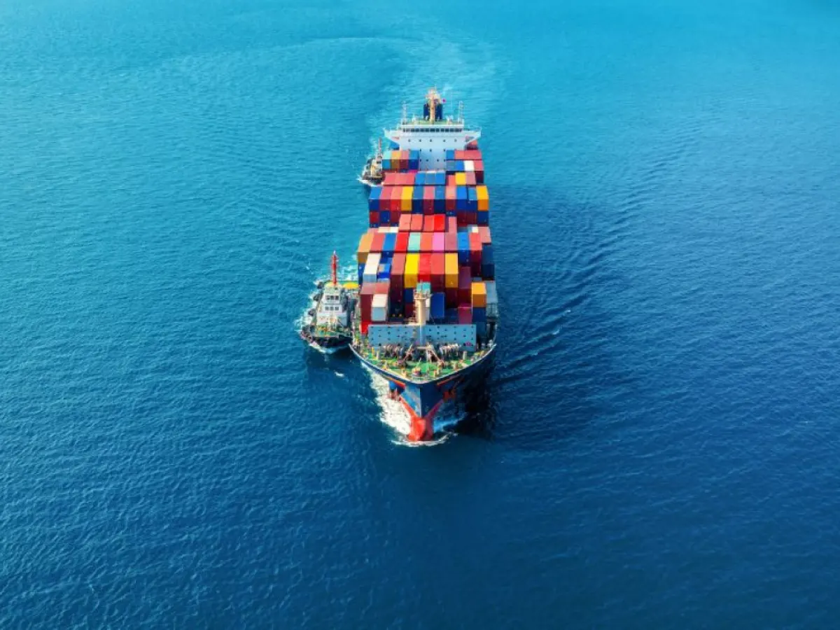 Strategic partnership deepens German carrier’s footprint in India’s port and logistics sector.