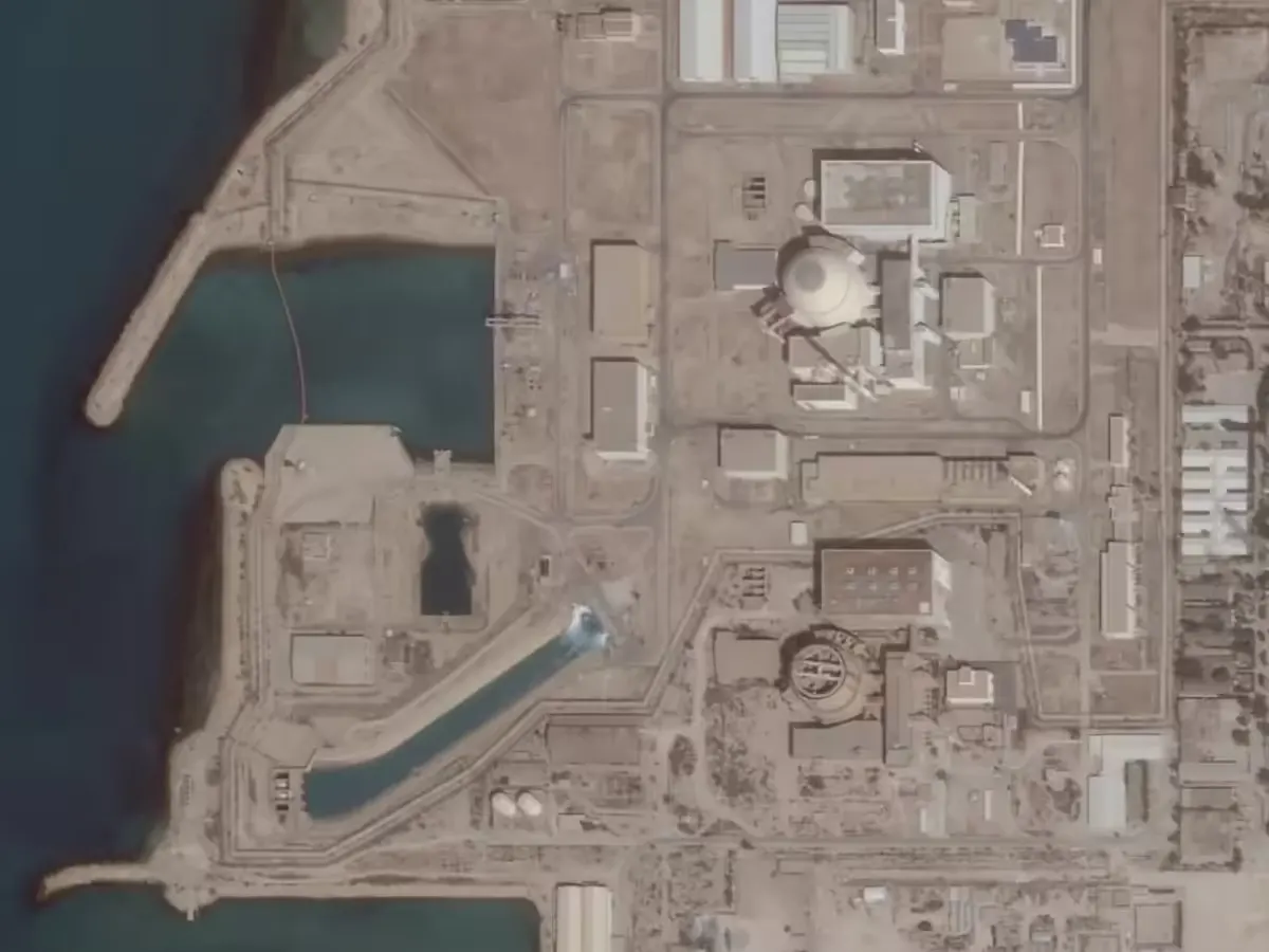 UN watchdog urges halt to attacks amid fears of radiological disaster.