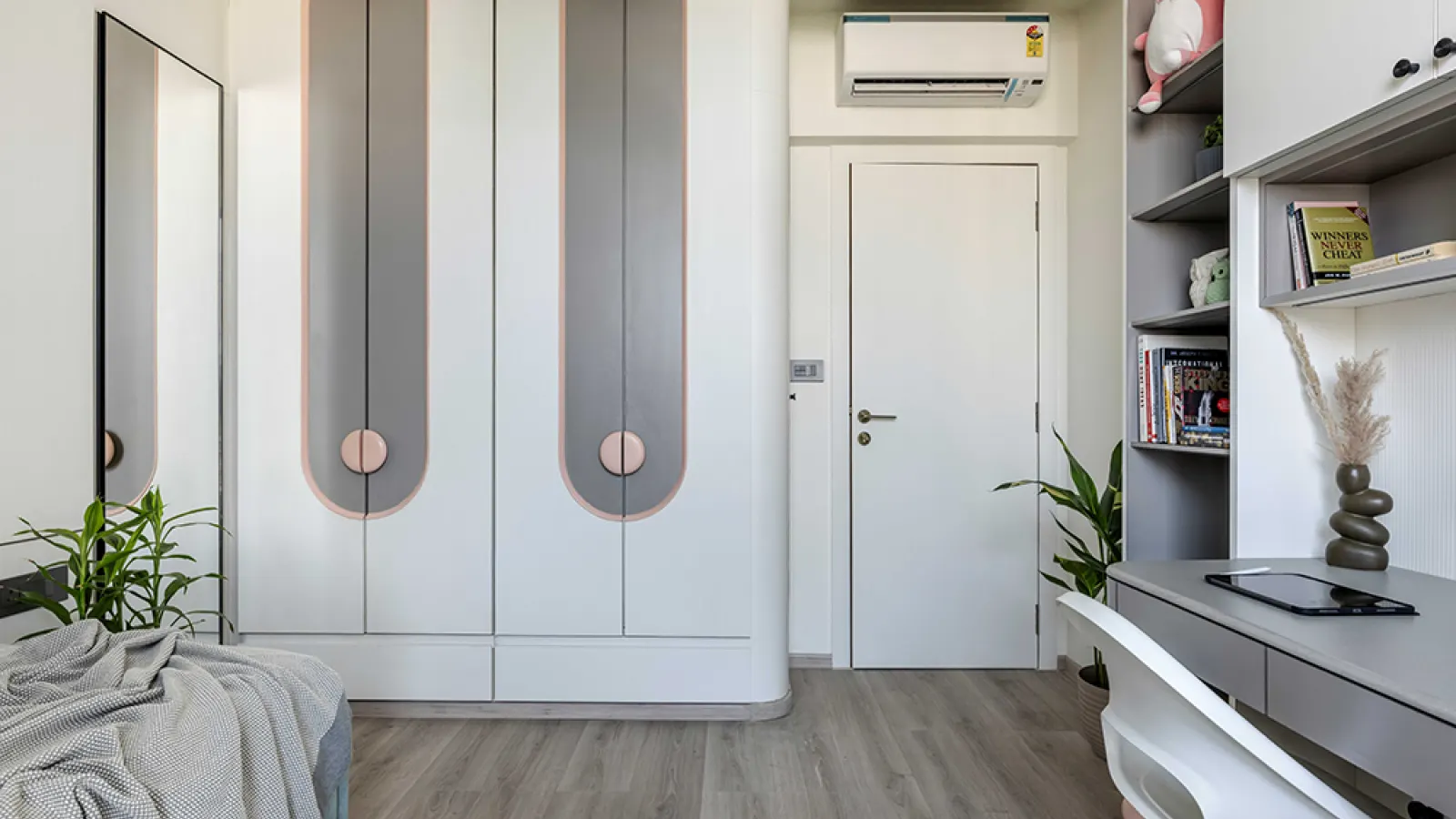 Samatvam – A Harmonious 3BHK Residence by ANS Design House in Thane