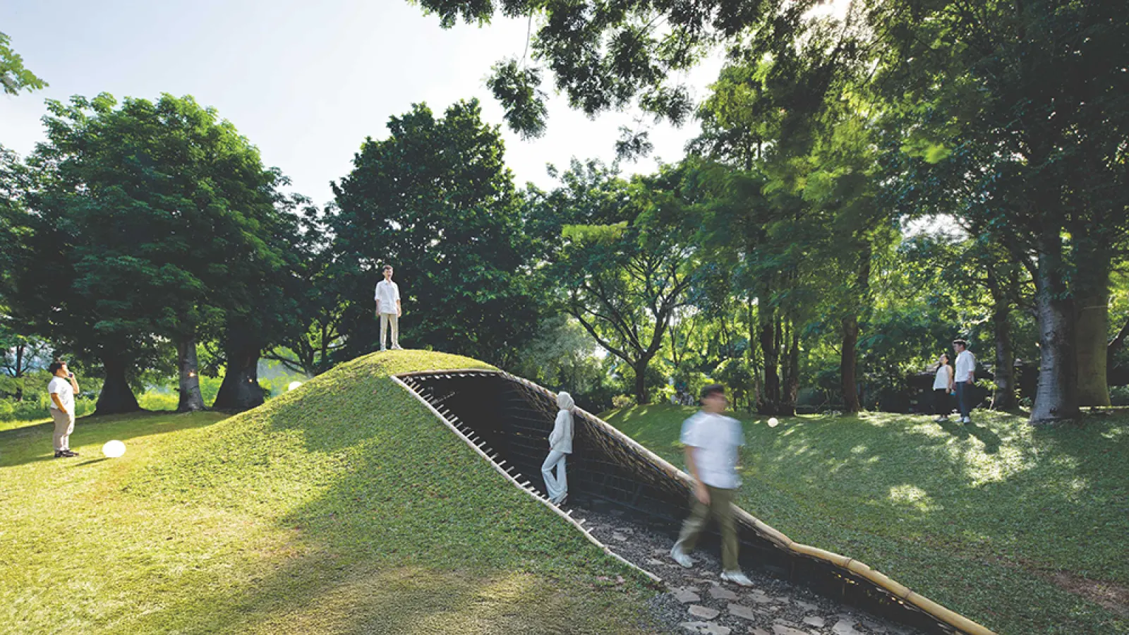 Chicken Hero Pavilion – A Circular Economy Prototype in Bali by RAD+ar