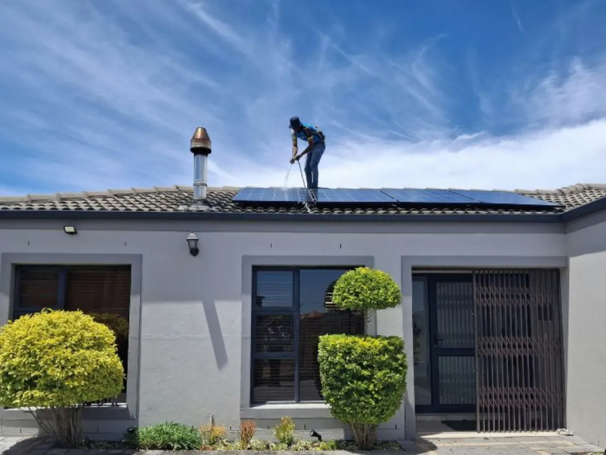 PM Surya Ghar initiative aims to cut power bills and boost clean energy adoption in cities.