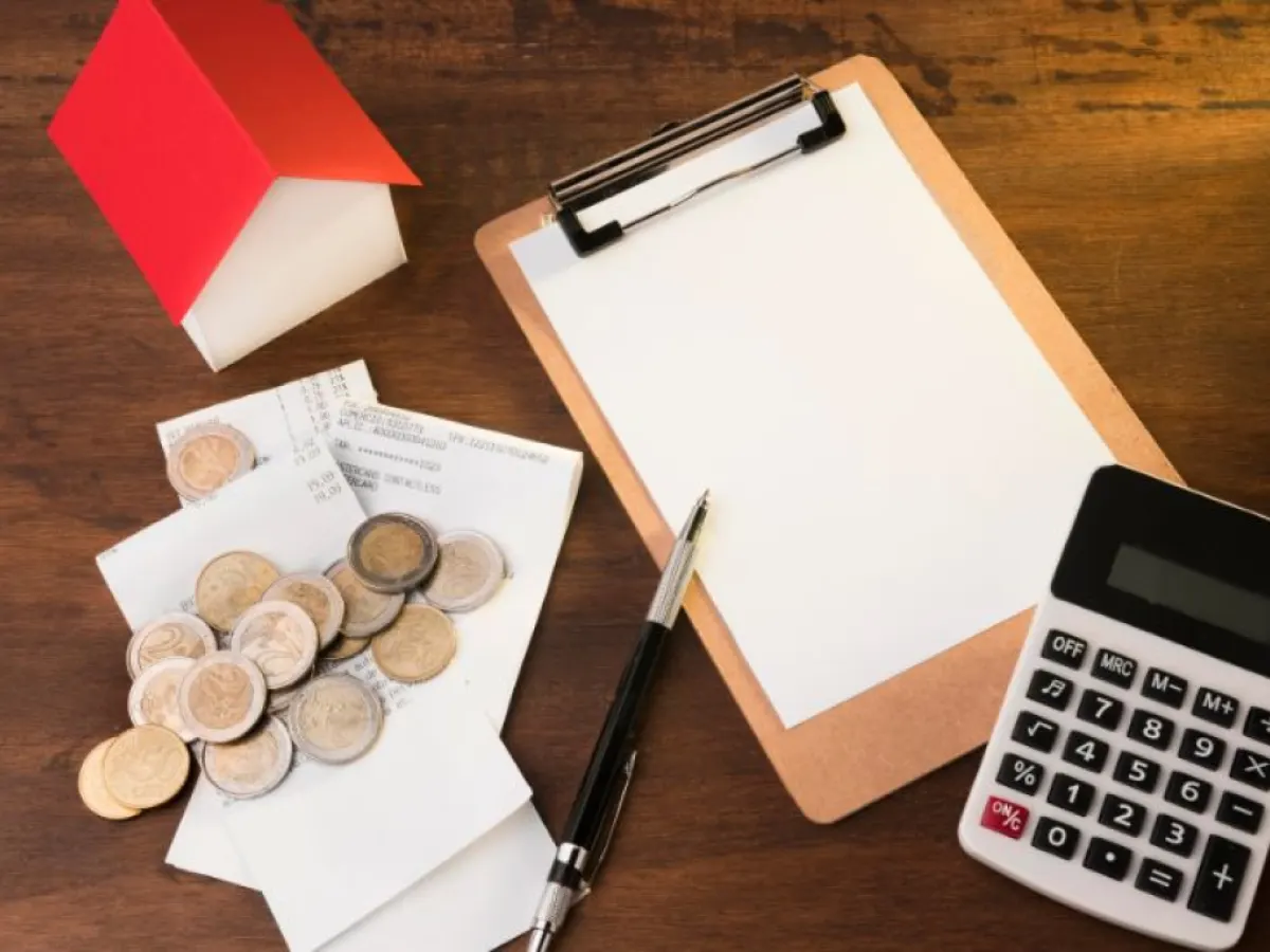 Early-payment rebate and digital modes drive strong start to new financial year.