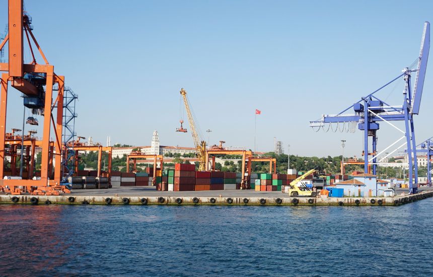 Strong container and dry cargo volumes power growth despite a dip in rail logistics.