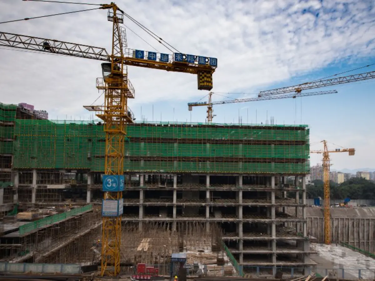 Big-ticket workspaces drive leasing momentum across top cities.