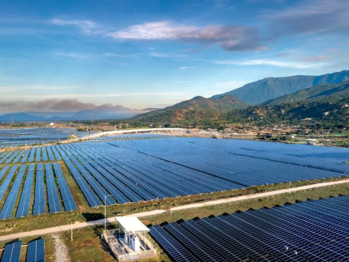 From rising bills to rising rooftops, Gurgaon powers up on solar.