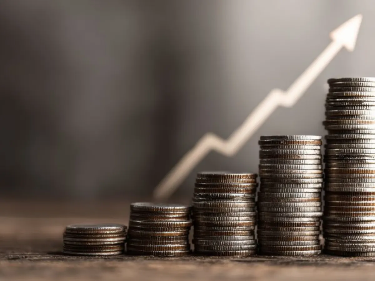 Strong investor demand boosts infrastructure financier’s ₹34,200 crore funding plan.