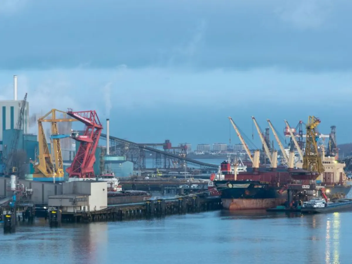 Government eases maritime rules to strengthen GIFT City as a global ship leasing and logistics hub.