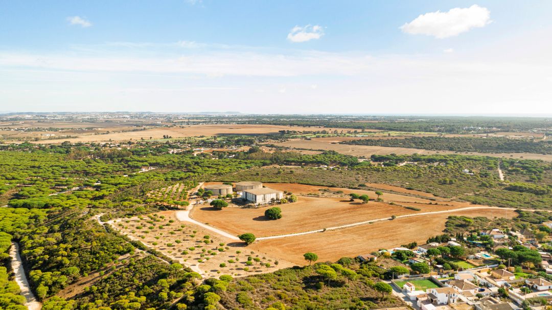 Strategic acquisition strengthens Prestige Group's development pipeline in Mumbai's fast-growing eastern suburbs.