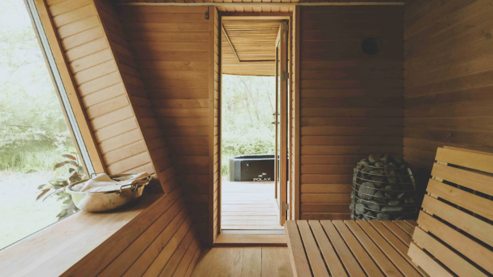SAGA Space Architects Reveals EcoNeo: A Low-Carbon Summer House