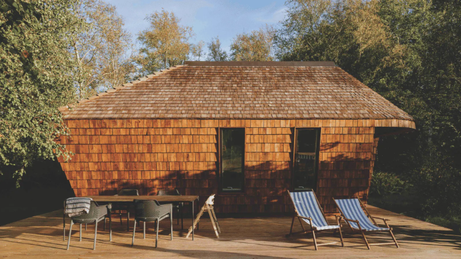 SAGA Space Architects Reveals EcoNeo: A Low-Carbon Summer House