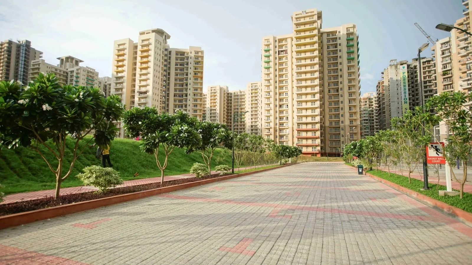 Palm Olympia in Noida Extension Combines High-Density Housing with Expansive Green Spaces