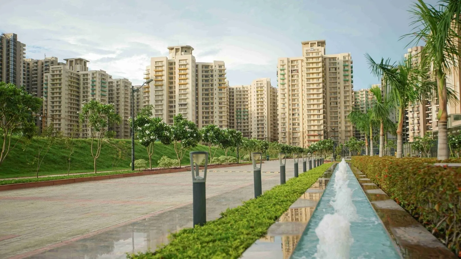 Palm Olympia in Noida Extension Combines High-Density Housing with Expansive Green Spaces