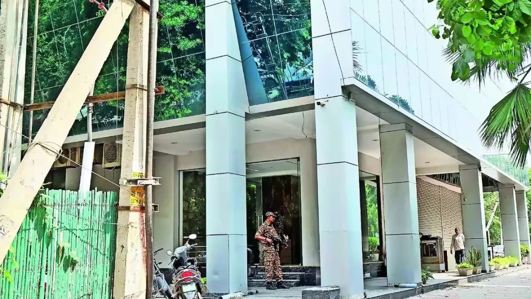 ED Raids Former Haryana Minister Gopal Kanda in Real Estate Money-Laundering Case.