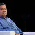 Gadkari Urges Sugar Mills to Diversify into CBG, Ethanol and Sustainable Fuels.