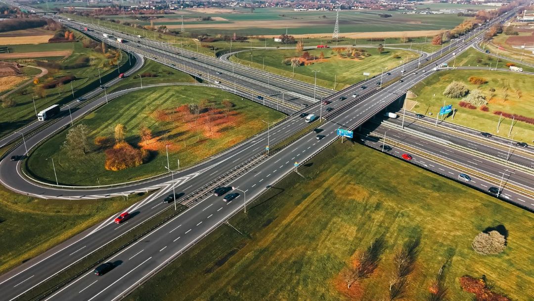 India’s Expressway Boom: New Corridors Cut Travel Time by More Than Half.