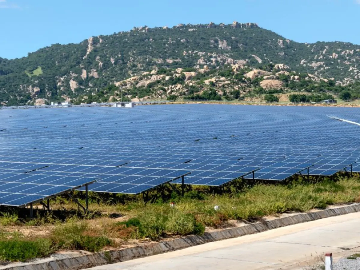 Himachal Pradesh CM Inaugurates First Battery-Integrated Solar Project in Spiti Valley.